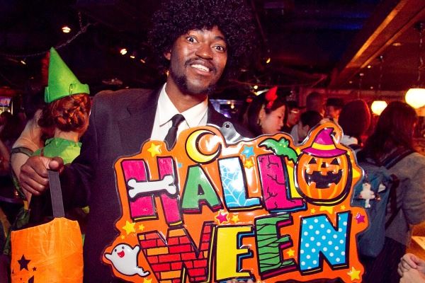 Halloween Party Sign - Pulp Fiction